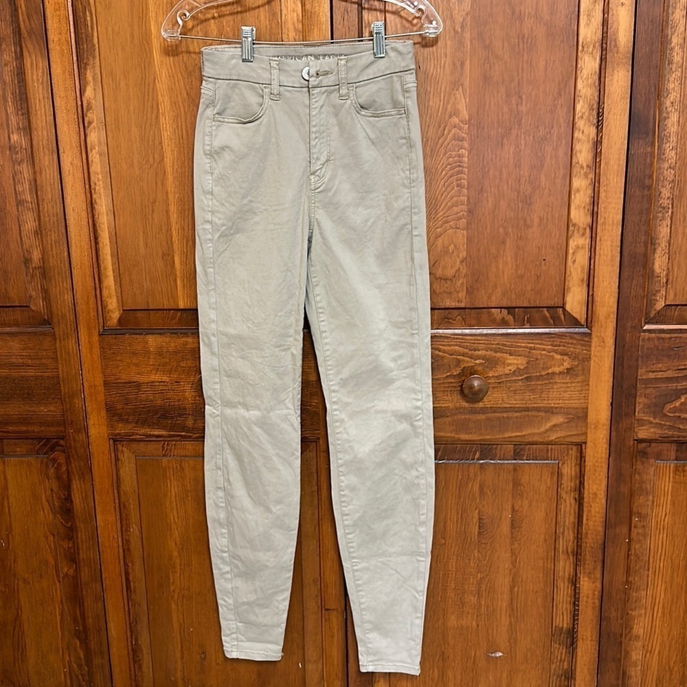 American Eagle Super Stretch Curvy High Rise Tan Jegging Size 0 Long